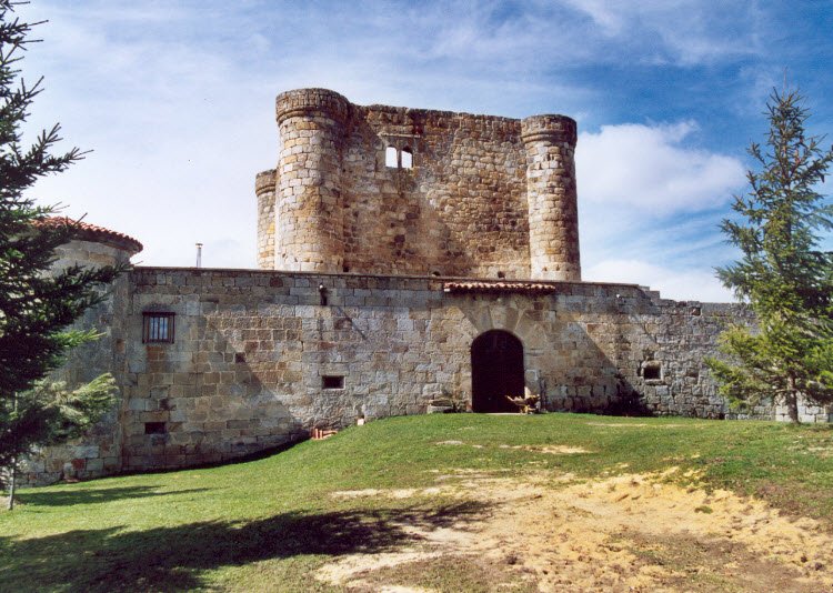 Castillo de Virtus, Spain